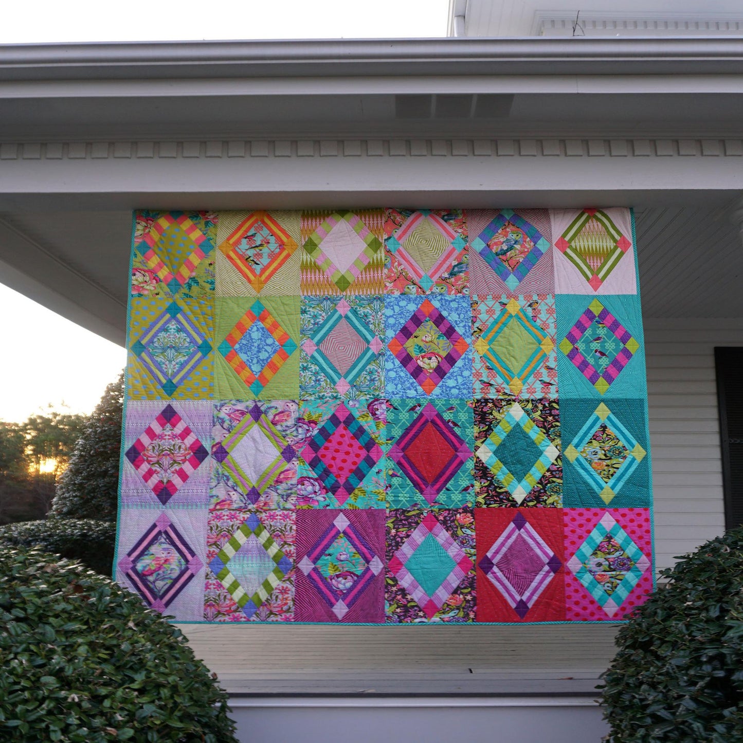 Tula Pink Moon Garden Rise and Shine Quilt Kit โ FreeSpirit Fabrics